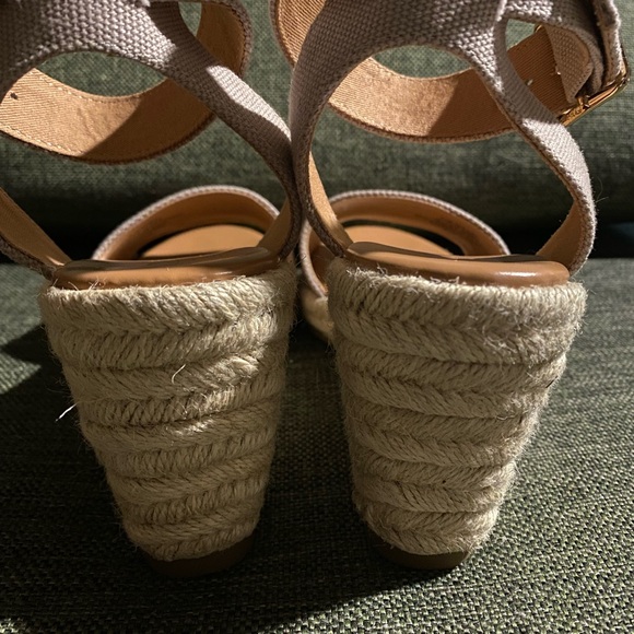 J.Crew Factory Size 6 Espadrille - Picture 5 of 7